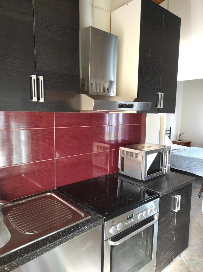 Near AirportAnd metropolitan Penelopi Cozy Home Artemida  Esterno foto