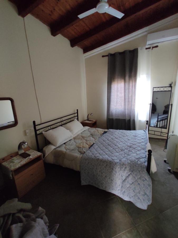 Near AirportAnd metropolitan Penelopi Cozy Home Artemida  Esterno foto