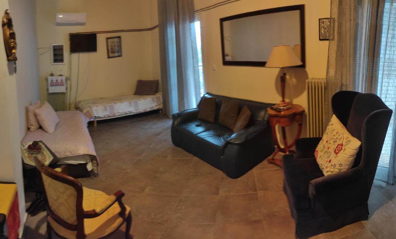 Near AirportAnd metropolitan Penelopi Cozy Home Artemida  Esterno foto